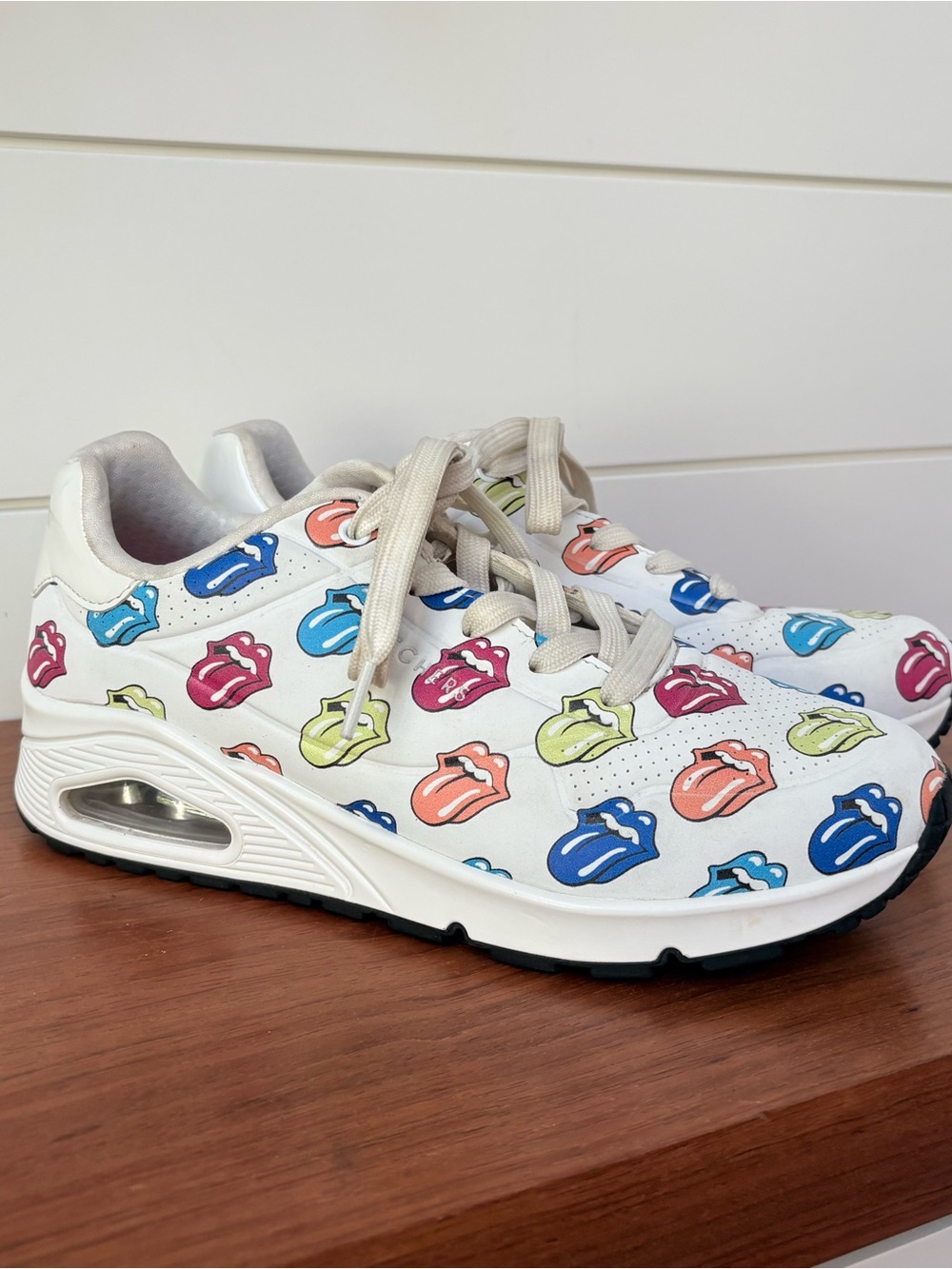 Skechers Uno X The Rolling Stones Say It Loud Women's Sneakers Trainers Logo 9
